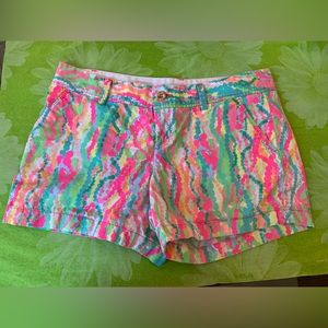 Lilly Pulitzer Callahan shorts.